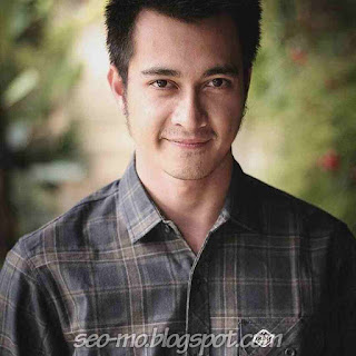Foto Terbaru Eza Gionino Saat ini Foto Terbaru Eza Gionino Saat ini