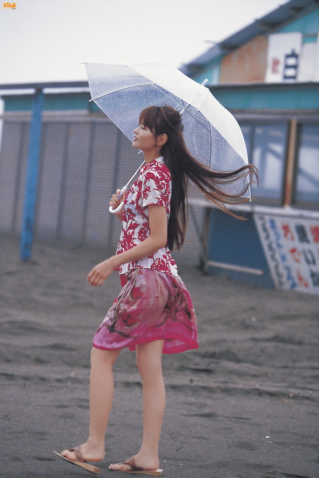 Yuriko Shiratori Sadly Smile On The Rain Sexy Japanese Girls