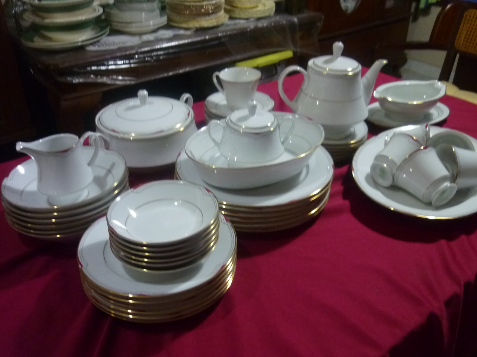 Mama's Heritage: noritake dinner set
