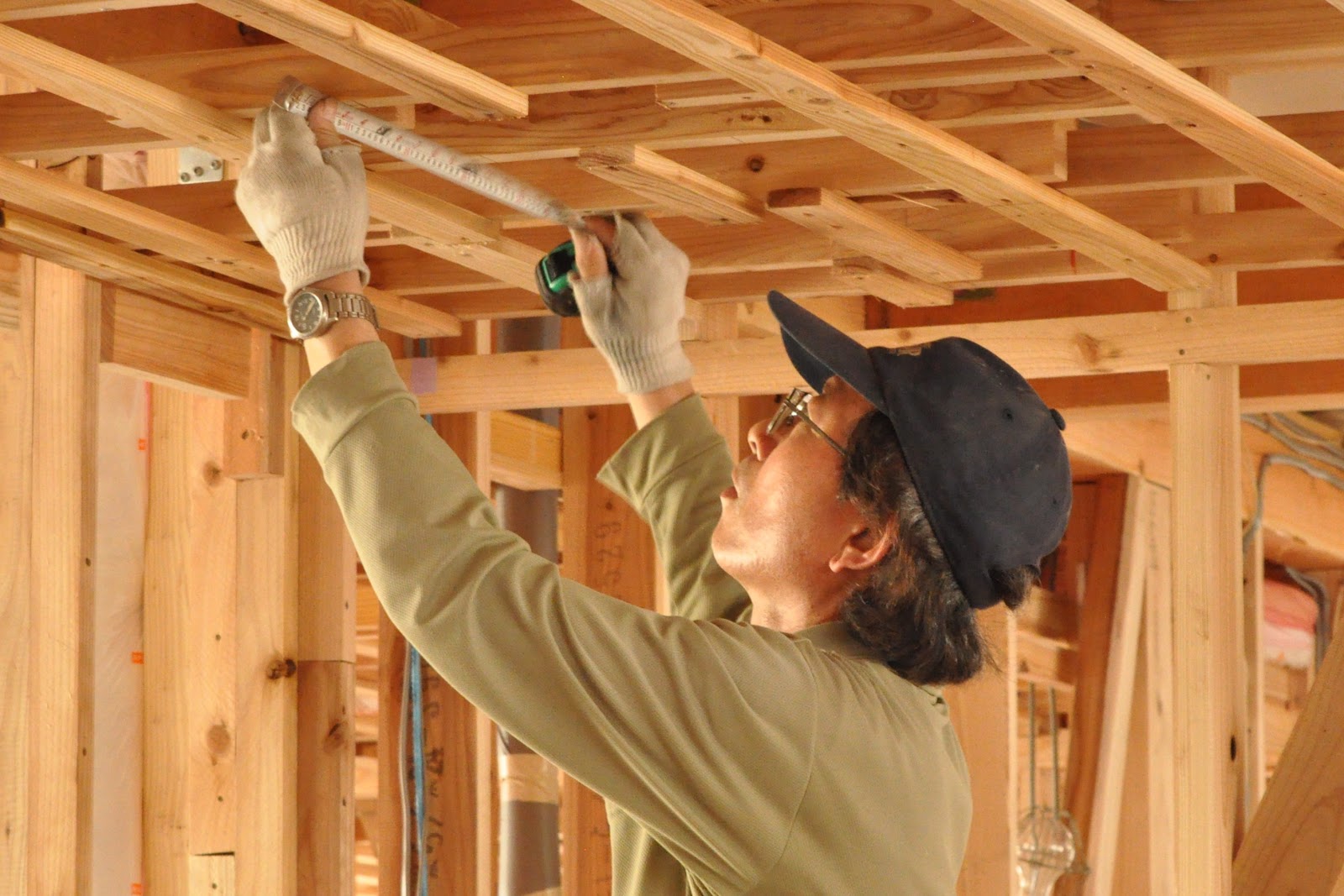 Wings 'n Things Carpenters at work