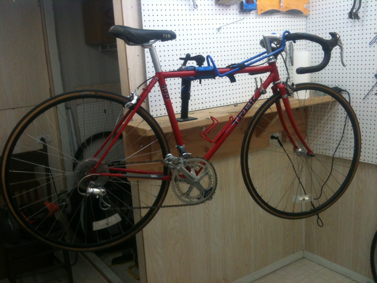 trek 400 road bike value