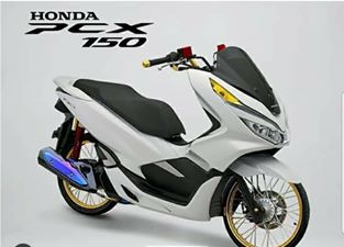 Modifikasi Honda PCX lokal menggunakan velg jari-jari thailook
