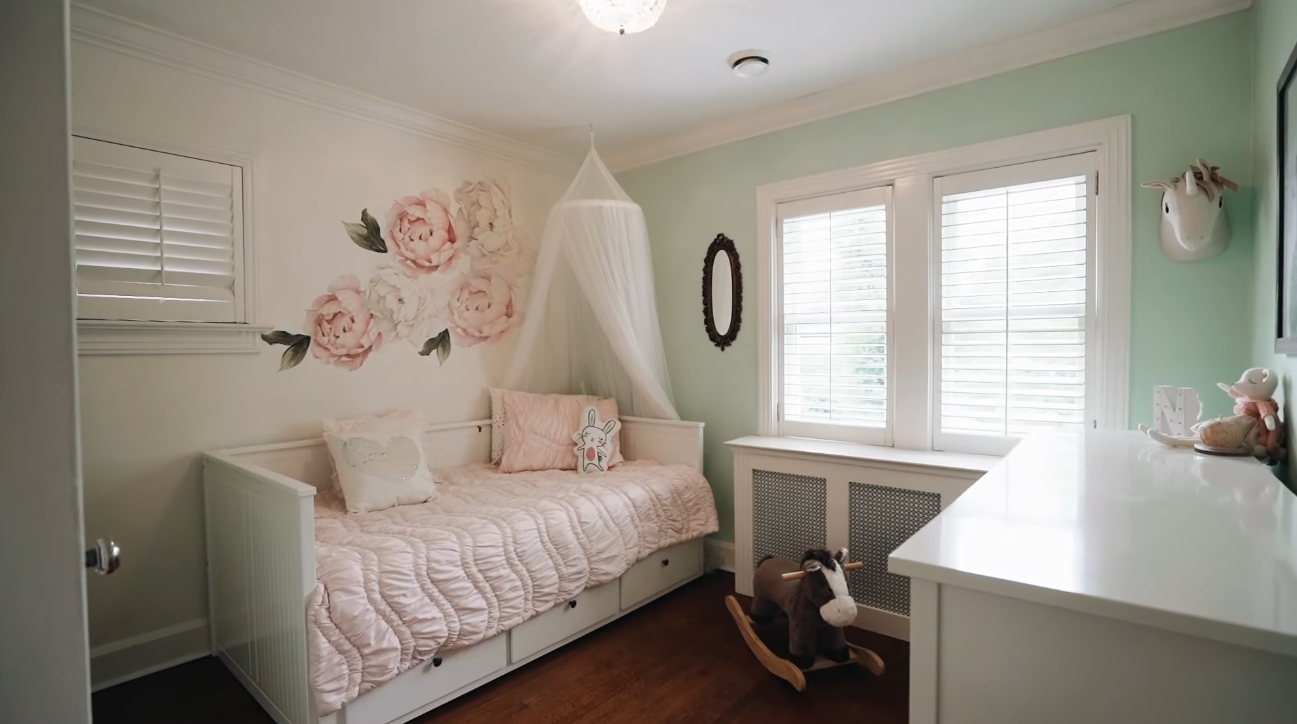 16 Photos vs. 30 Birchview Blvd, Toronto vs. Home Interior Design Tour