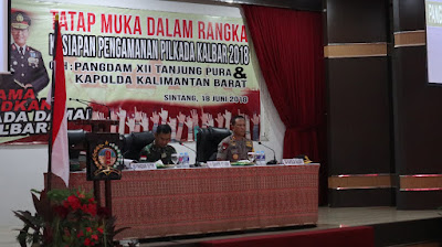 Kapolres Melawi Hadiri Pengecekan Kesiapan Akhir Pilkada oleh Kapolda Kalbar dan Pangdam XII Tanjung Pura di Kabupaten Sintang