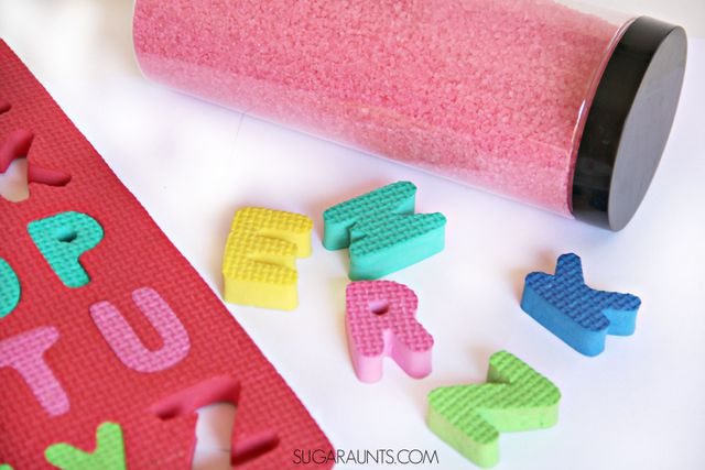 Alphabet letter recognition discovery bottle for preschool and kindergarten aged kids. This discovery bottle is fun for creative learning and sensory play with letter identification and recognition in kids.