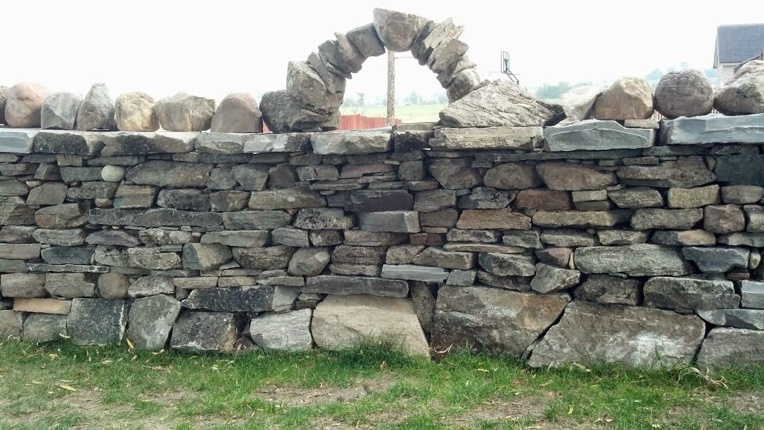 Dry Stone Building 100 foot long 4 1/2 foot high free standing stone