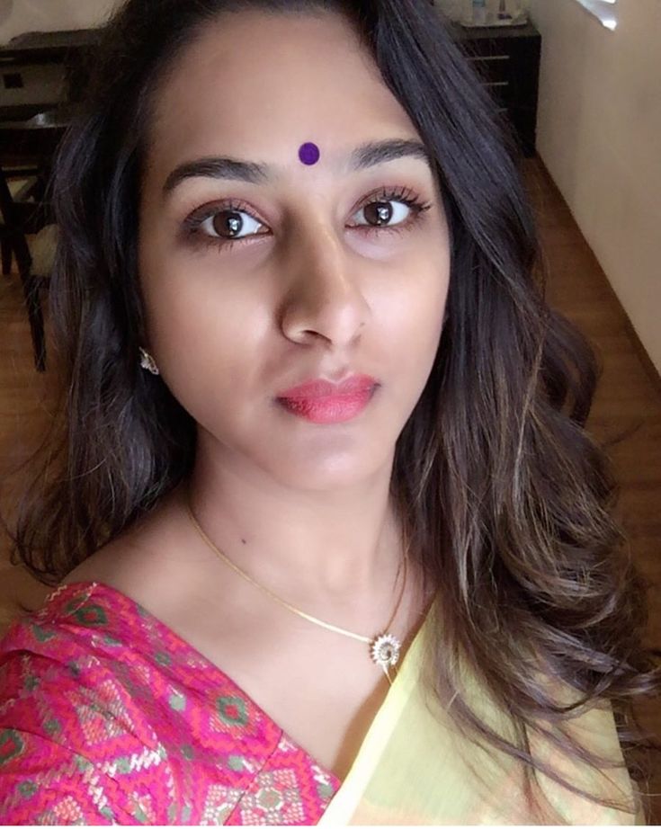 indian tv model surekha vani face long hair stills indian models