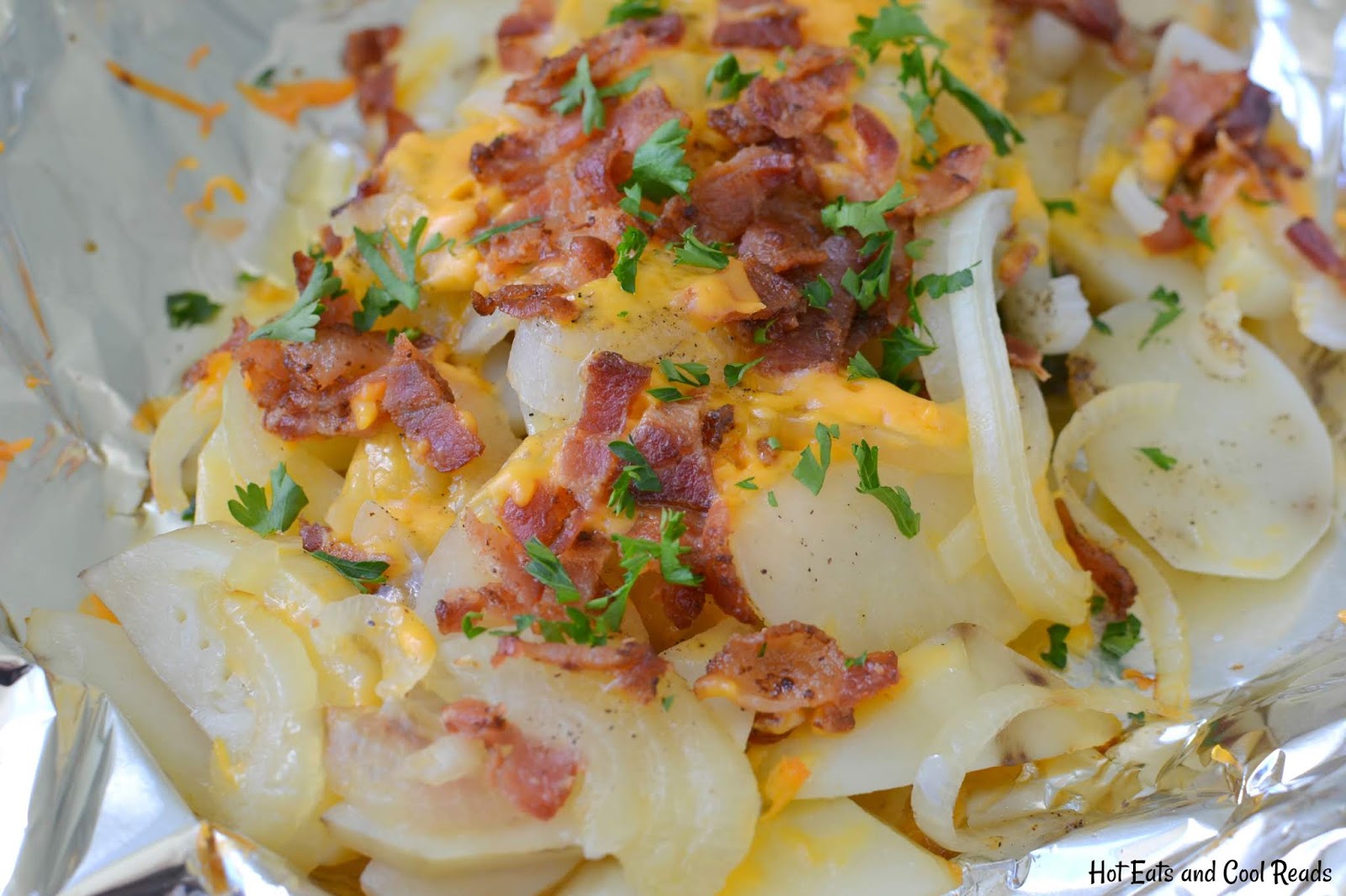 Grill or Oven Cheesy Bacon Foil Pack Potatoes Recipe