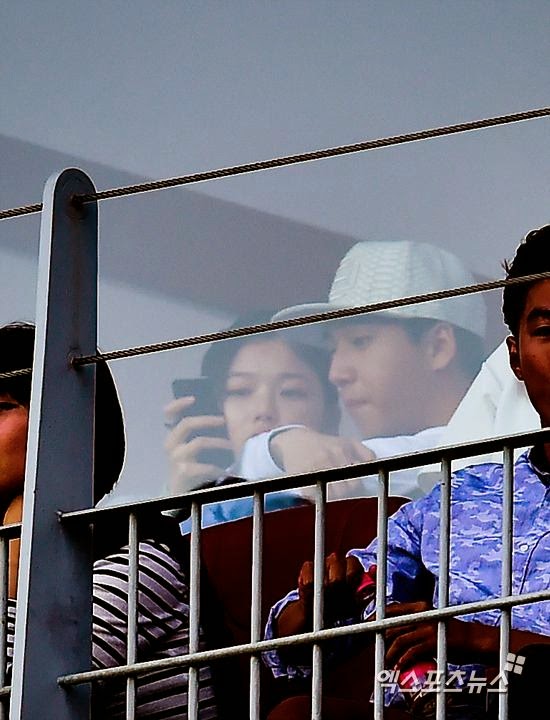 Baro & Kim Yoo Jung are unlikely dating | Daily K Pop News