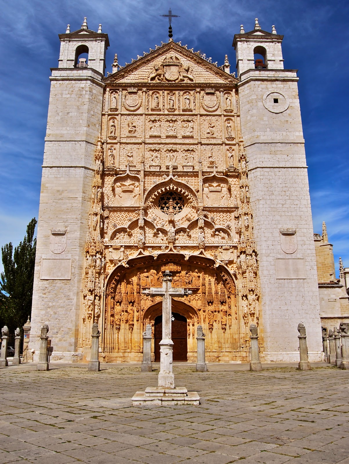Buscando Montsalvatge VALLADOLID. Convento de San Pablo Buscando Montsalvatge VALLADOLID. Convento de San Pablo