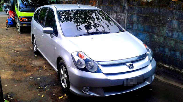 Honda Stream facelift