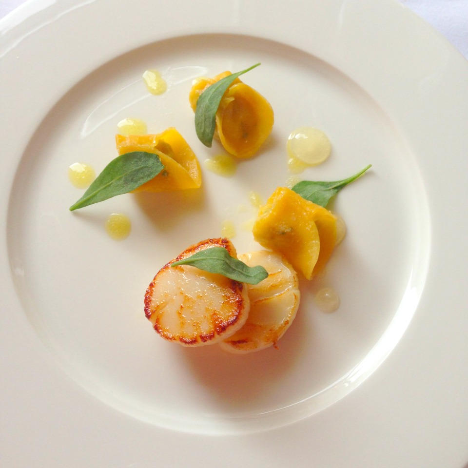 Crab Tortellini with Scallops & Lemon Dressing