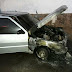 Carro pega fogo durante madrugada em Barreiras