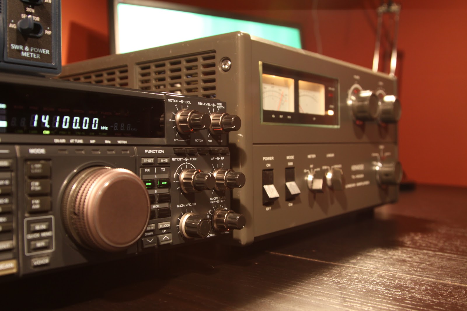 Adrien Comeau VE3IAC Can you hear me now!? Kenwood TL922A