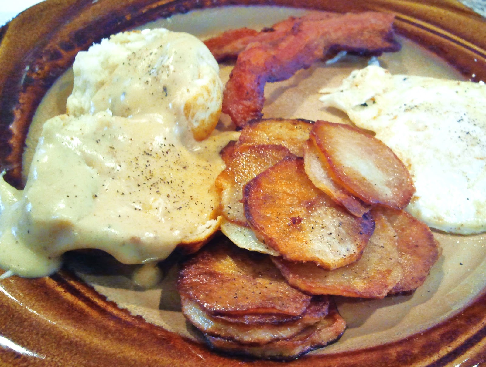 The Good Egg Biscuit & Gravy, Bacon, Egg and Fried Potato