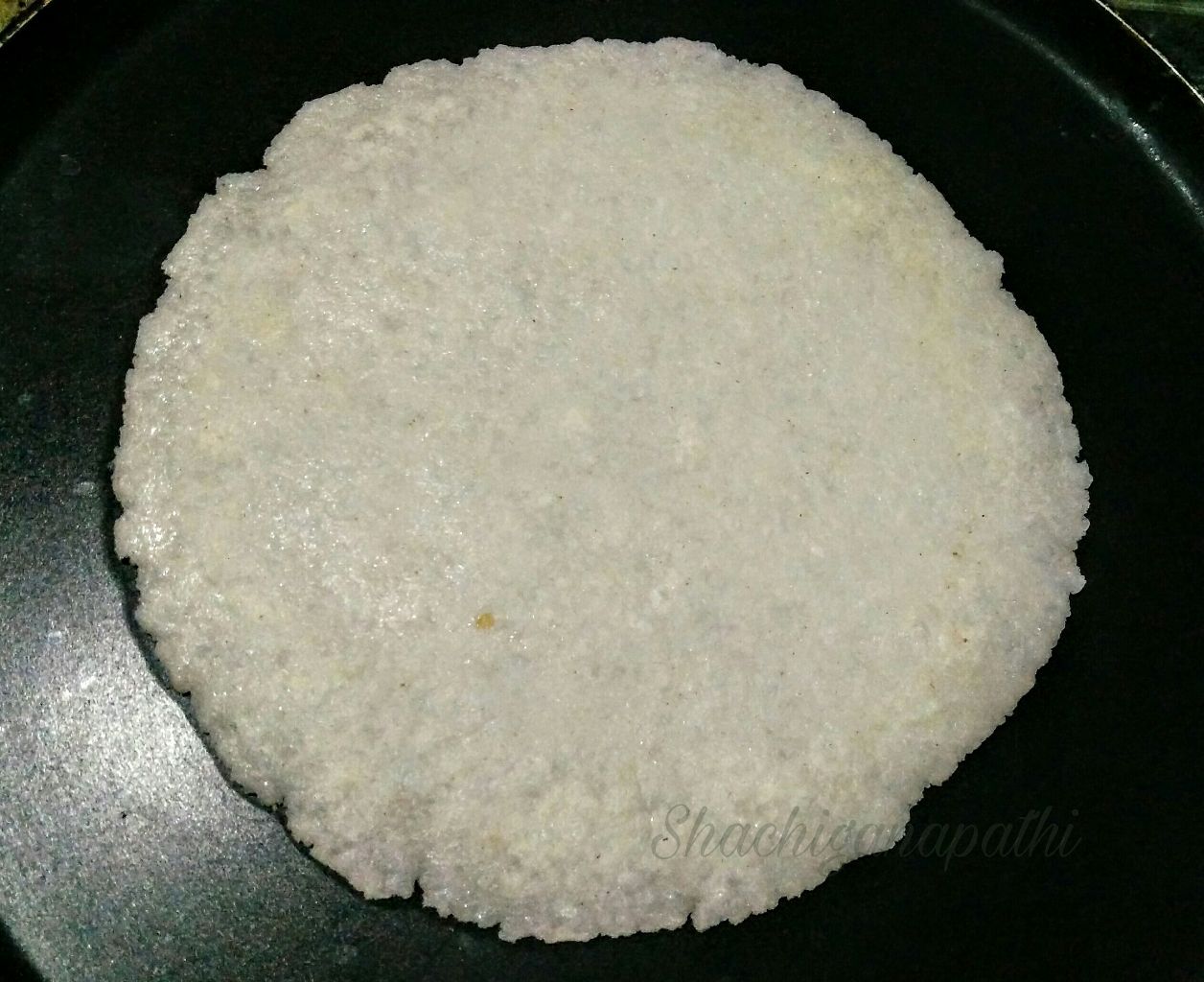 Akki Roti/Otti/Plain Rice Roti (With Cooked Rice)