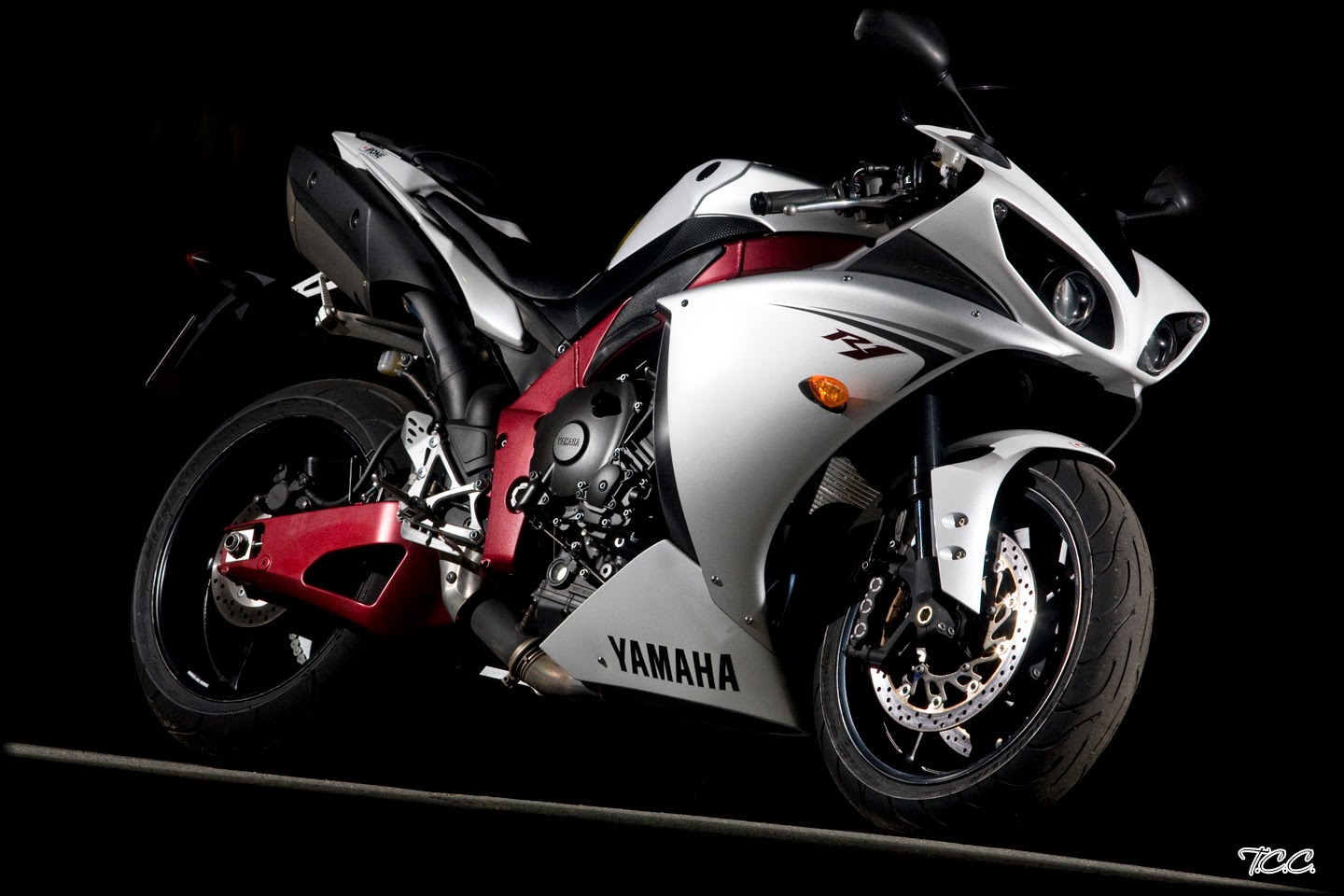 HD WALLpaperrs-RESİMLER: Yamaha YZF-R1 Resimleri HD Yamaha R1 duvar kağıdı