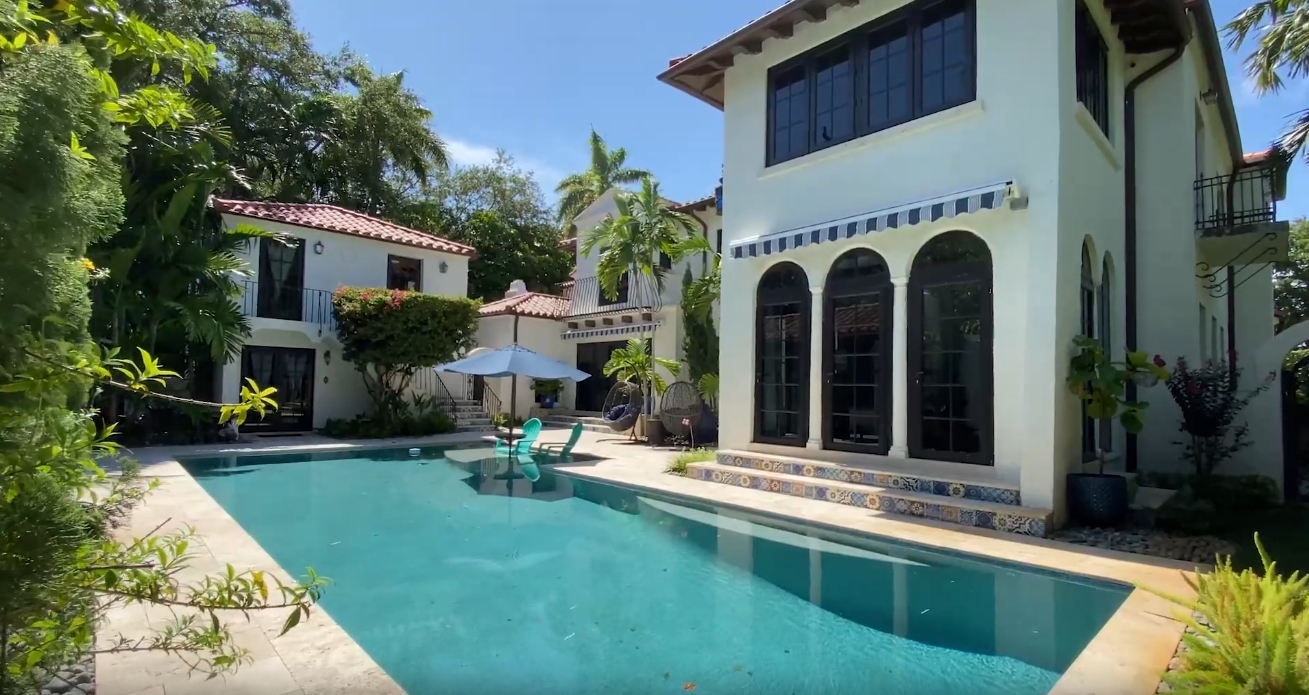 25 Photos vs. 1100 S Greenway Dr, Coral Gables, FL vs. Home Interior Design Tour