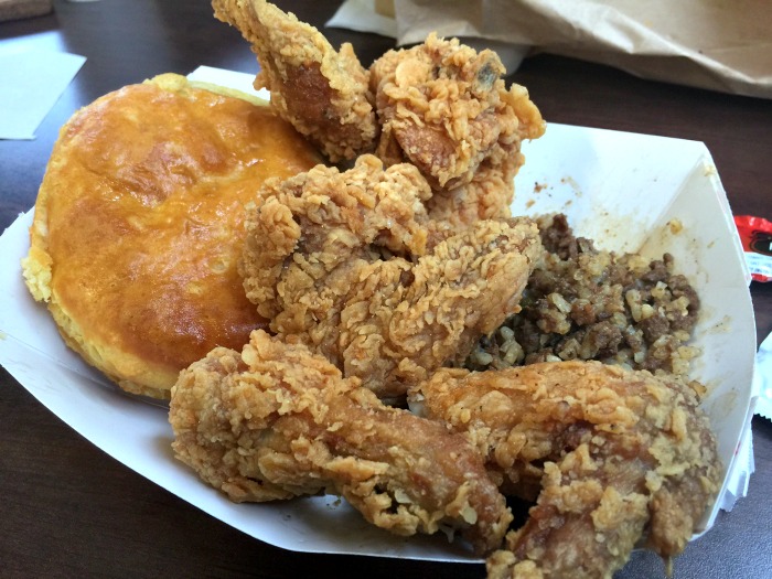 Mama's Fried Chicken (Opelousas, La) High Heels & Good Meals