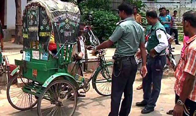 Battery operated rickshaw is banned in Khulna খুলনায় নিষিদ্ধ হলো ব্যাটারিচালিত রিকশা