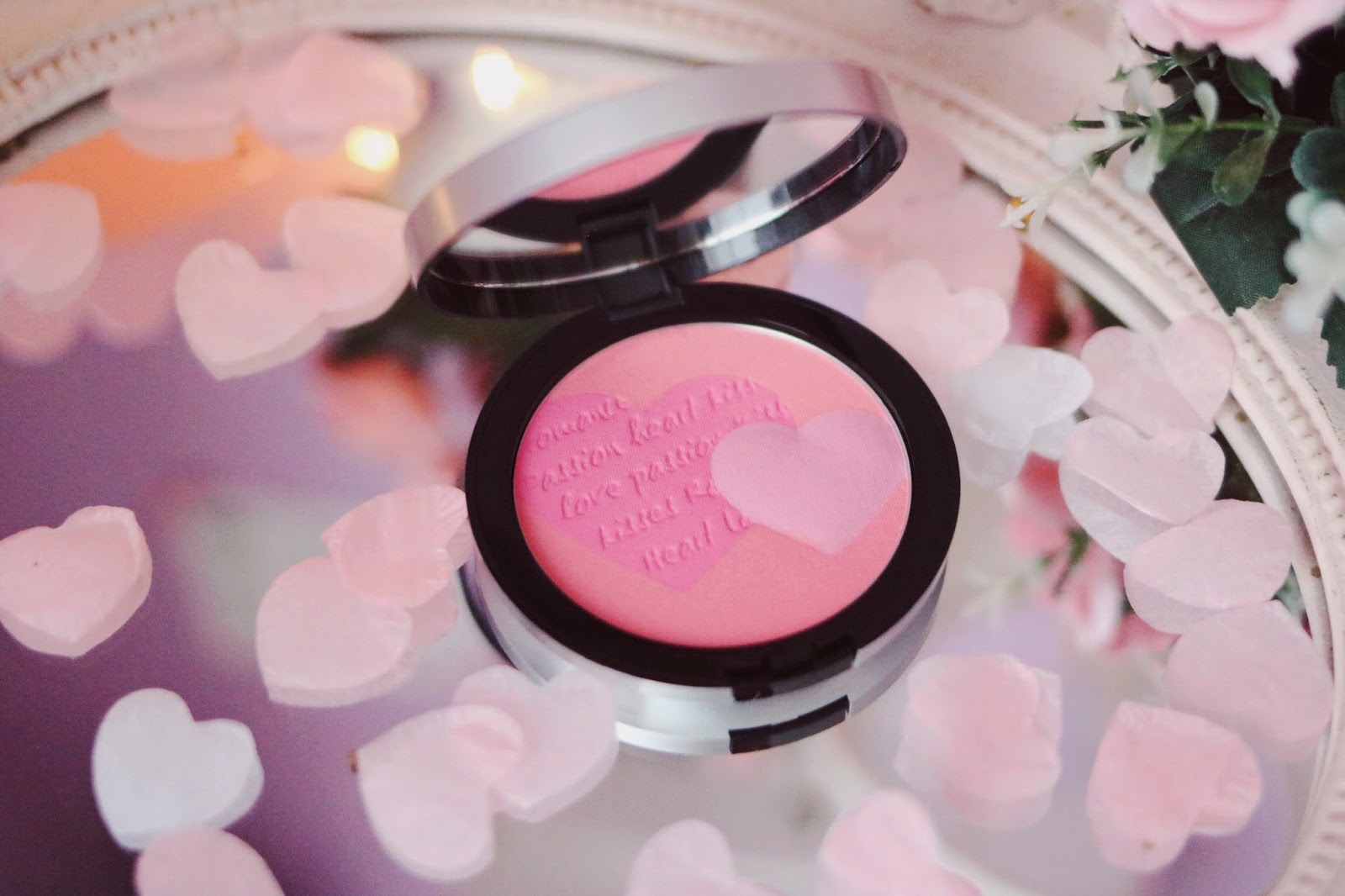 rosemademoiselle-rose-mademoiselle-kiko-milano-matte-for-you-collection-2017-concours-calendrier-de-l'avent-saint-valentin-avis-revue-blog-beauté-paris