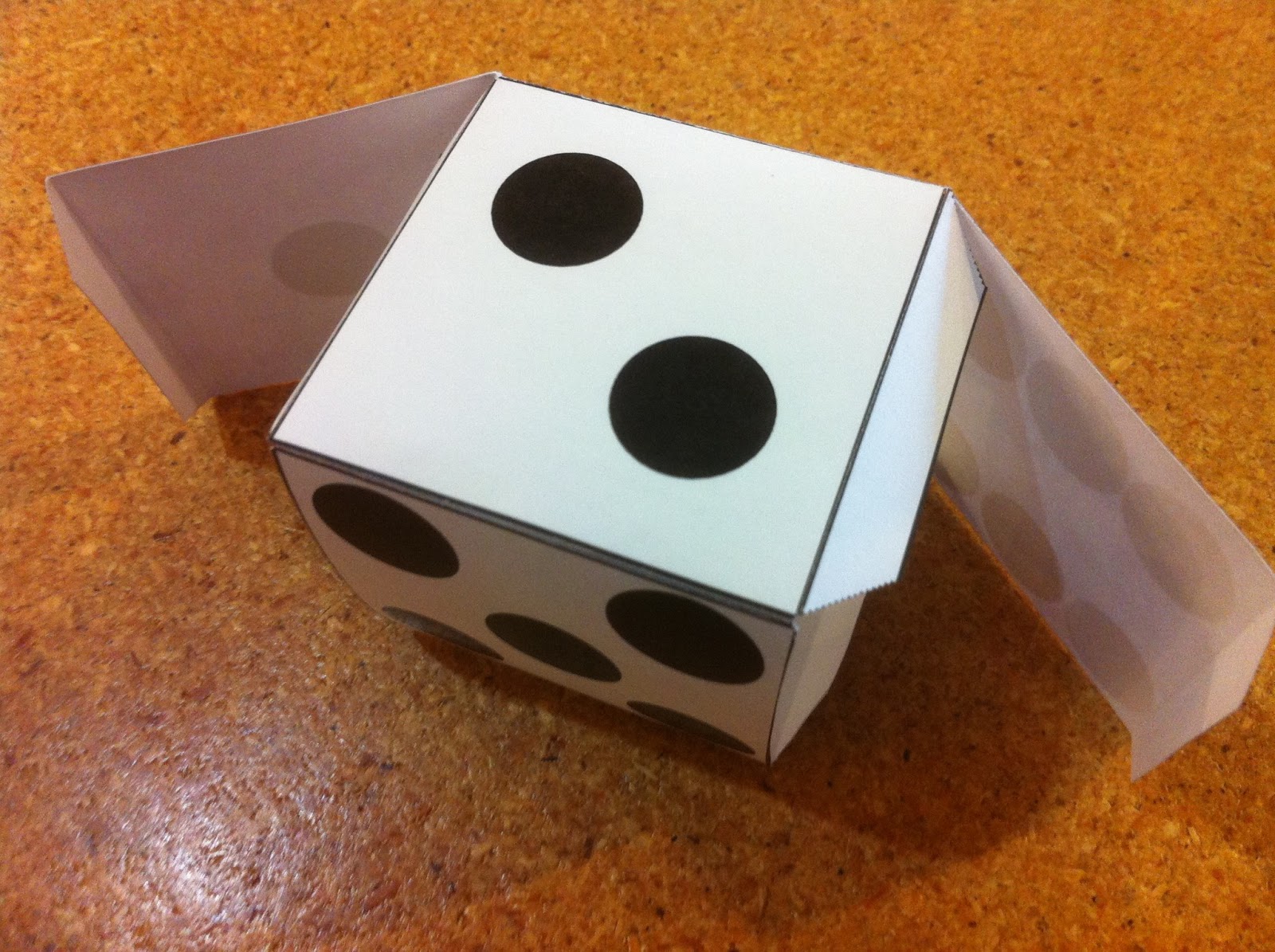 DIY Party Mom Free Printable Dice Party Favor Box