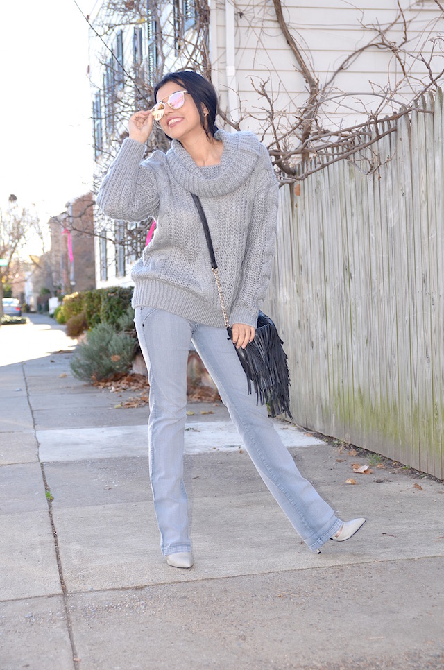 Gray Jeans Outfit -Mari Estilo- Jeans, Cable Sweater, winter style, latinablogger