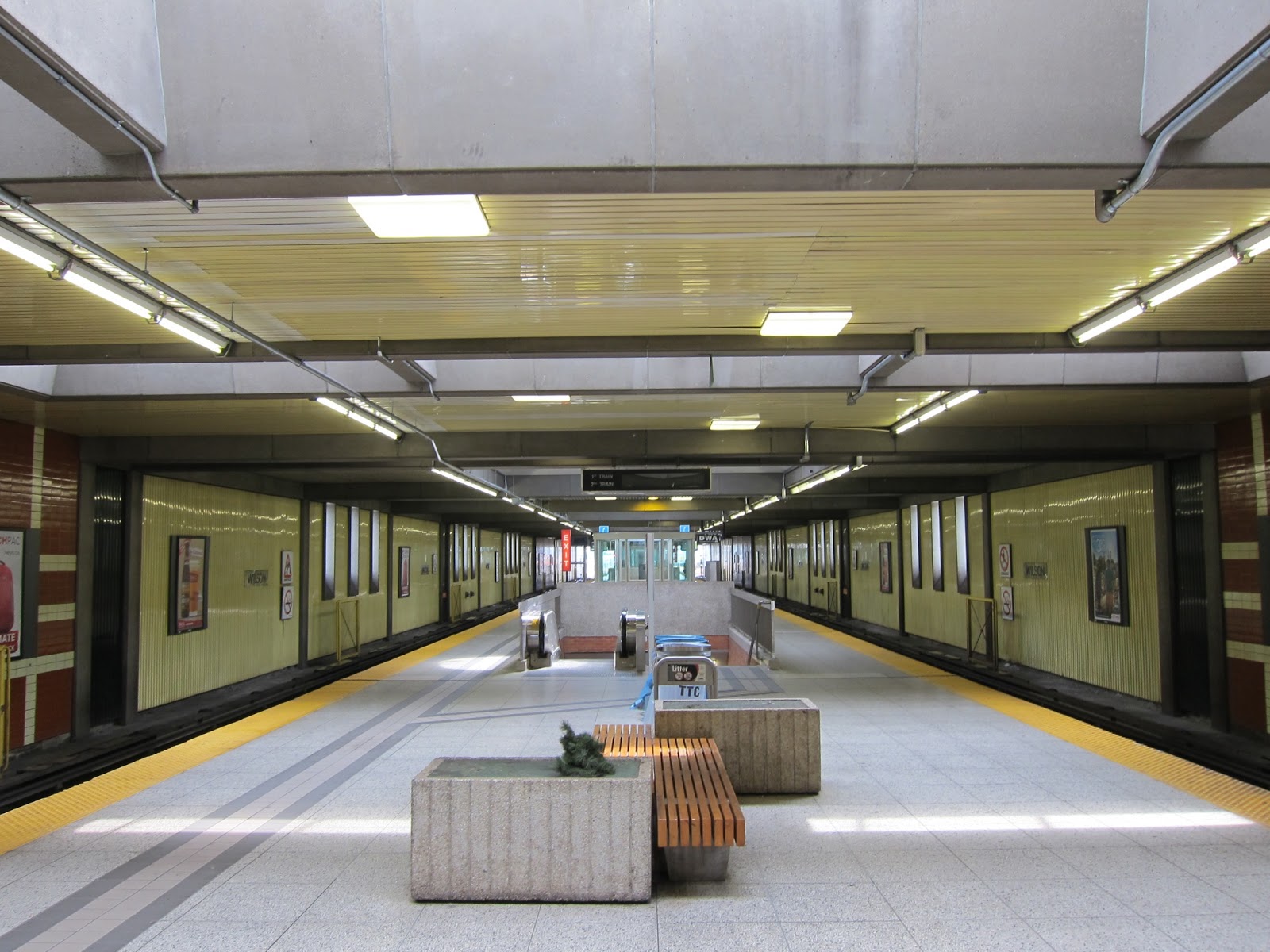 Wilson subway platform