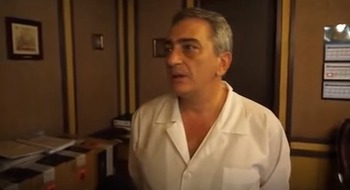 К каким врачам обращаться при боли в спине К каким врачам обращаться при боли в спине