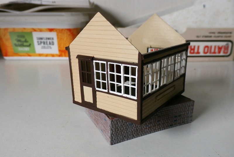 Wood End and Beyond Ratio Signal Box kit build