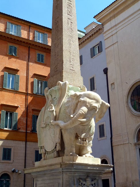 Elefantinho de Bernini, por Ercole Ferrata