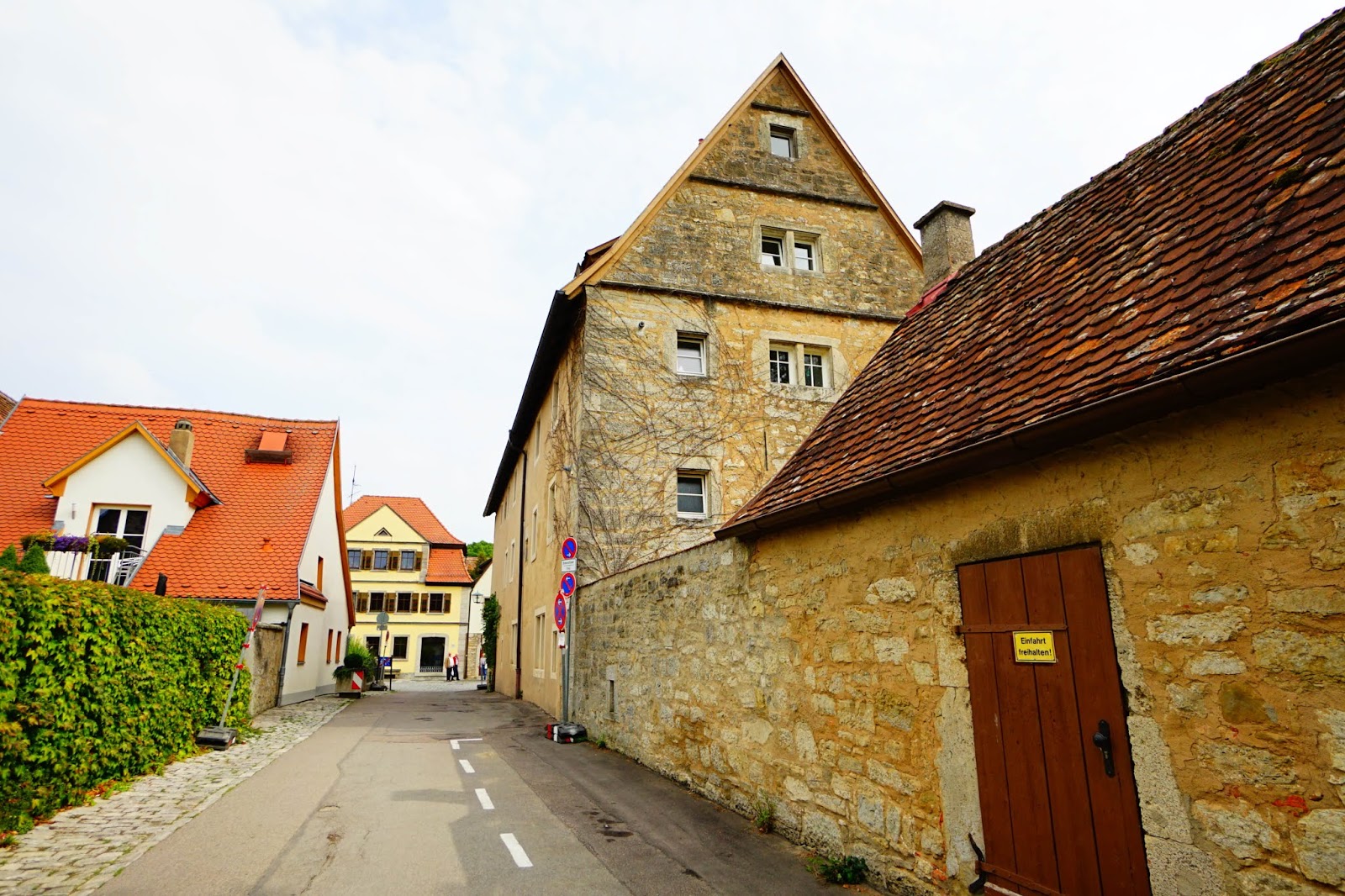 %25E5%25A9%2589%25E7%25BE%258E%25E7%2584%25A6%25E6%2585%25AE-beautyanxiety-Rothenburg%2Bob%2Bder%2BTauber-%25E6%2595%2591%25E6%25BF%259F%25E9%2599%25A2%25E7%25A8%259C%25E5%25A0%25A1%25E8%2588%2587%25E8%25A1%258C%25E6%2594%25BF%25E5%25AE%2598%25E9%2582%25B8%2BSpitalkirche%2B%2526%2BHegereiterhaus-DSC05048.jpg