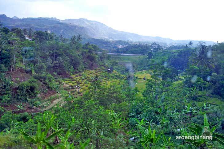 kereta api argo parahyangan bandung jakarta