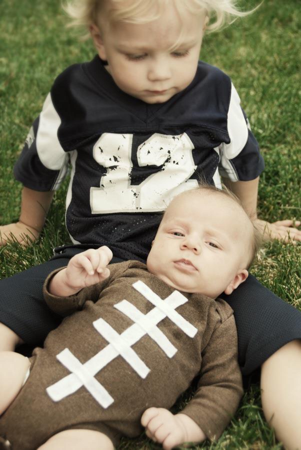 HOUSE OF PAINT. football baby & football player costume