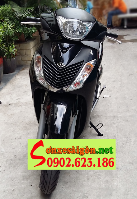 Mẫu sơn xe Honda SH 150i màu đen bóng cực đẹp