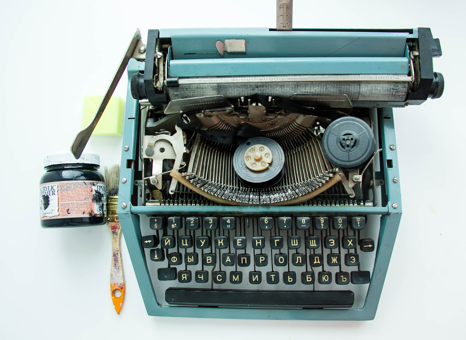 старинная машинка 1887. печатная машинка antares parva. печатная машинка stoewer. пишущая машинка башкирия 7. лента для печатной машинки.