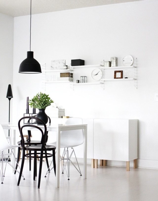 comedor en blanco y negro