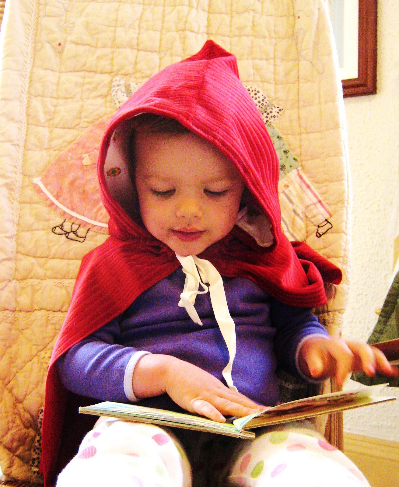 The Art Stork: Little Red Riding Hood! Costume preview...