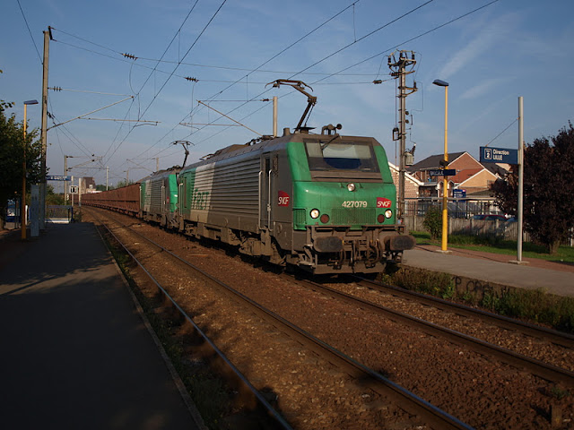 LA PASSION DU TRAIN: Gare de Bailleul en Septembre