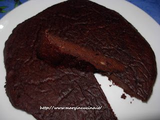 torta al cioccolato dal cuore morbido