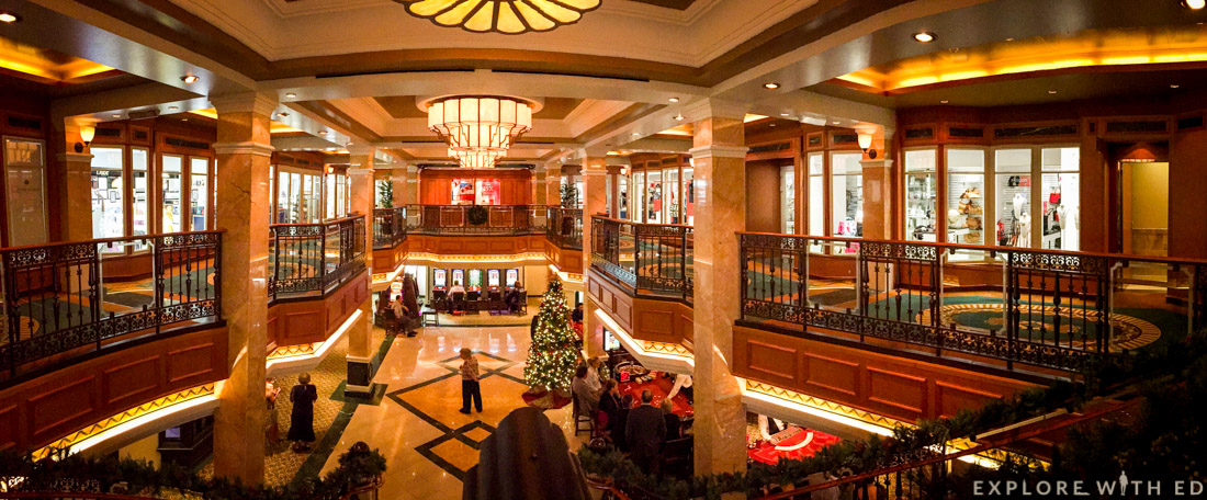 Shopping Arcade, Cunard Queen Elizabeth