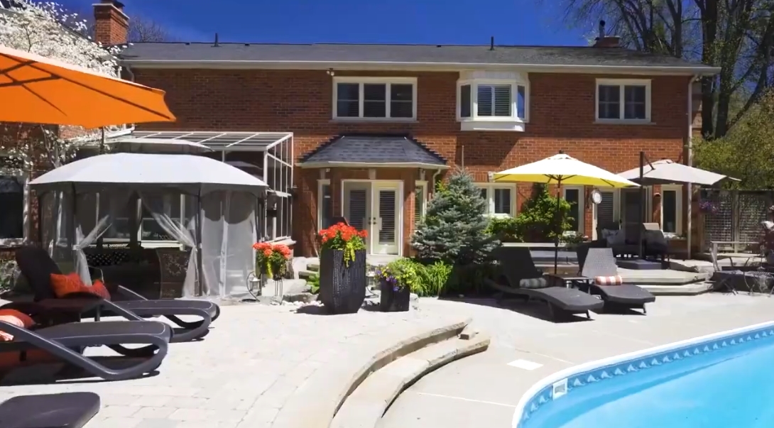 28 Photos vs. 3634 Walnut Grove Rd, Mississauga, ON Interior Design Luxury Home Tour