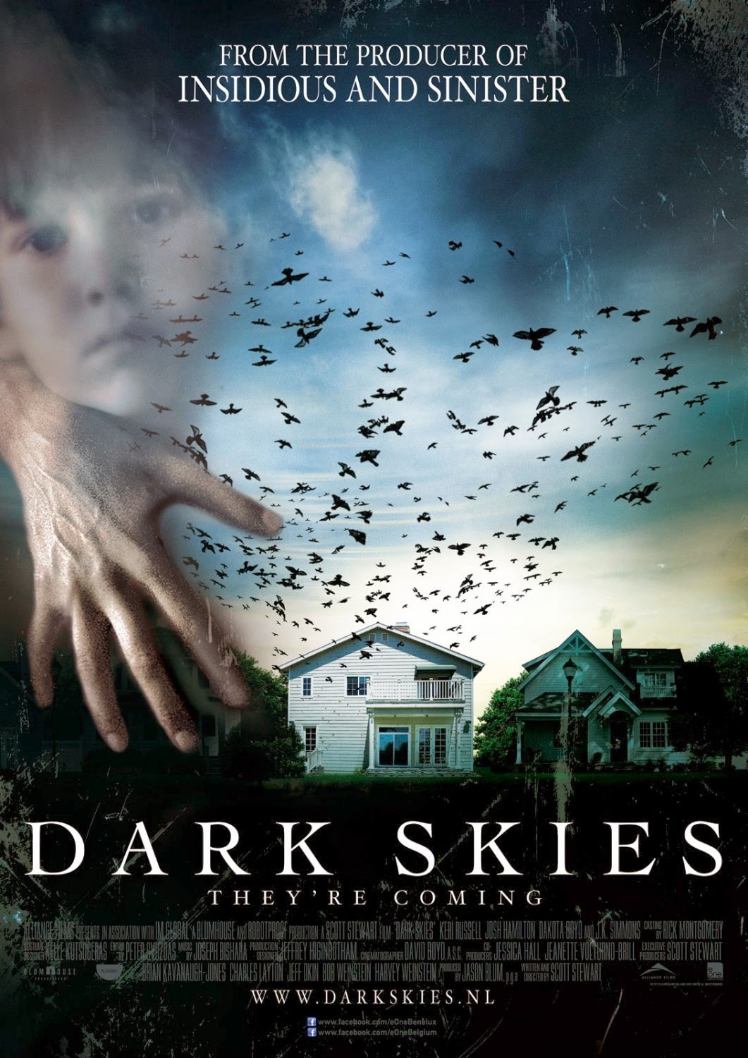 Dark Skies (2013) Download 300mb Mp4 Movie for Iphone, Android, Mobile clickmp4.com