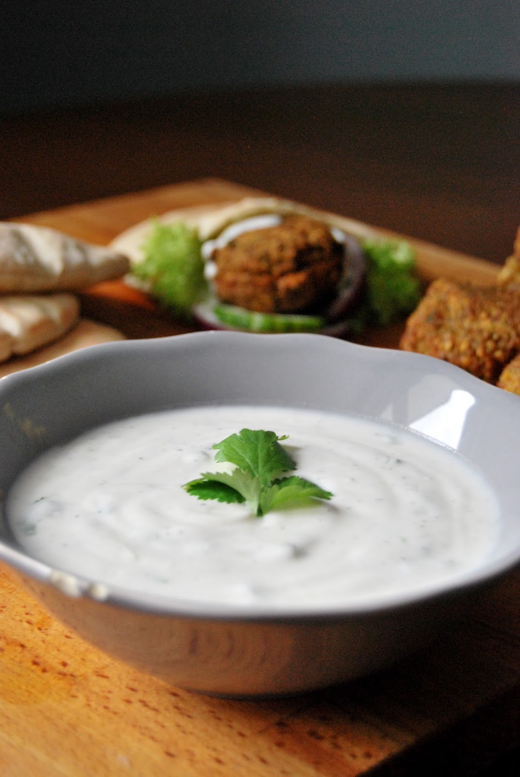 Gospodyni Miejska Dip jogurtowy z kolendrą