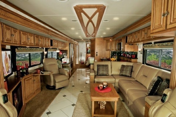 50 fantastic luxury motor-homes on wheels!