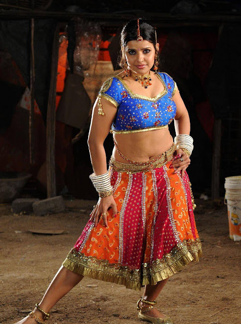 Actress Madhu Sharma Navel Show Photos
