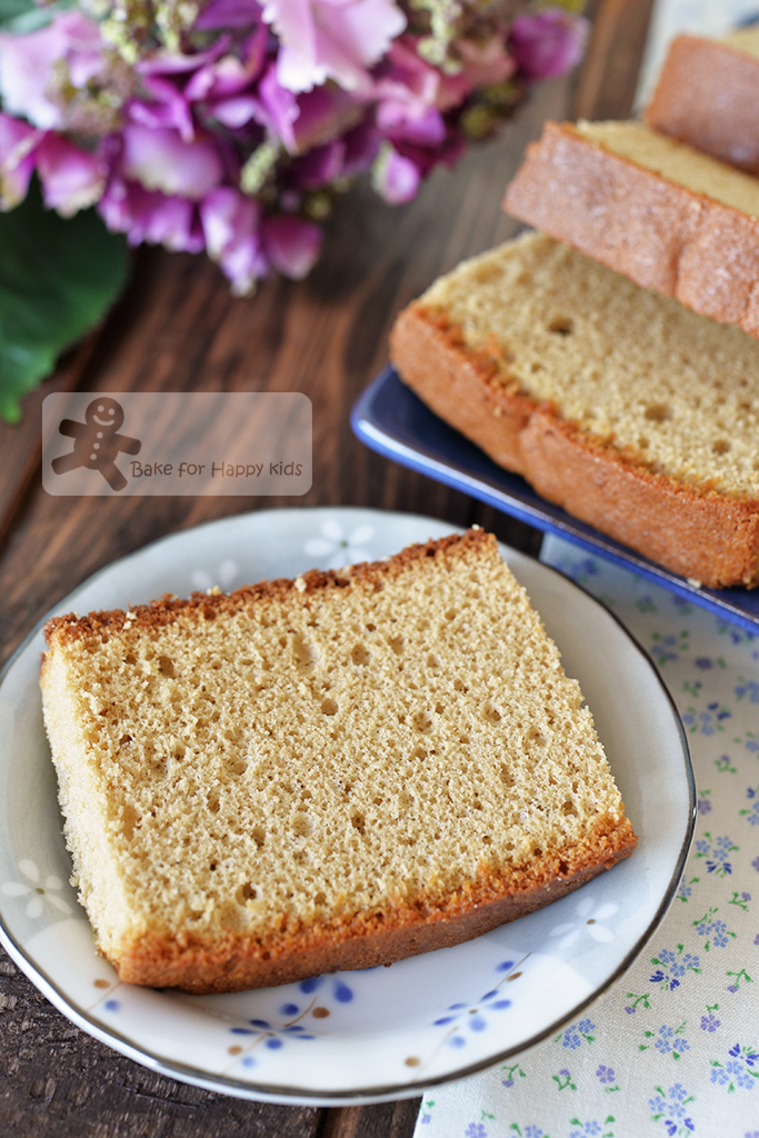 Brown Sugar Japanese Castella Cake / Kasutera カステラ Egg Separation