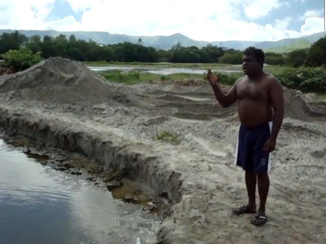 Maurice, derrière la carte postale Destruction de la plage de Tamarin