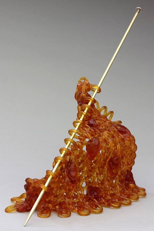 19-Carol-Milne-Glass-Knitted-Sculptures-www-designstack-co