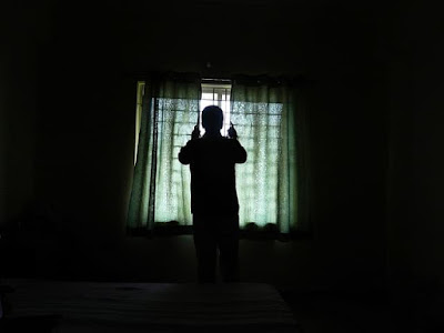 pribadi introvert yang menyendiri pribadi introvert yang menyendiri